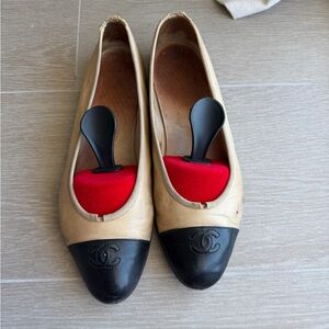 Vintage Chanel Beige and Black Leather Ballet Flats